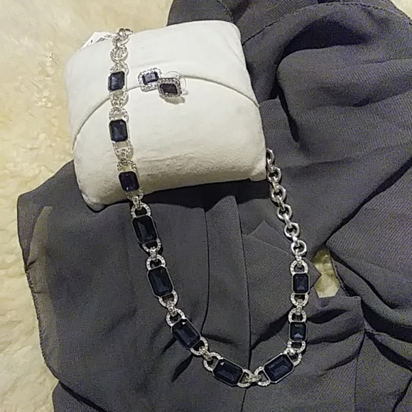 Necklace earrings I matched the set up - Picture 1 of 3